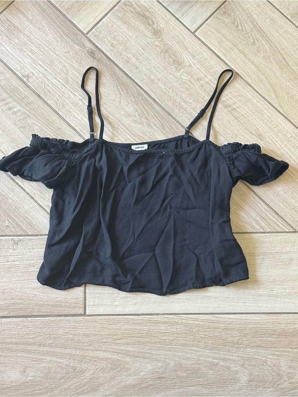 Garage Black Off-Shoulder Spaghetti Strap Crop Top M